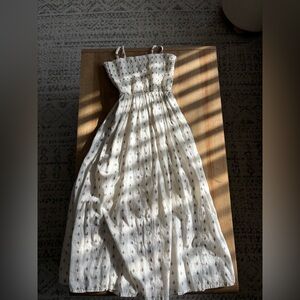 DRA Los Angeles Boho white patterned smocked top 100% cotton dress